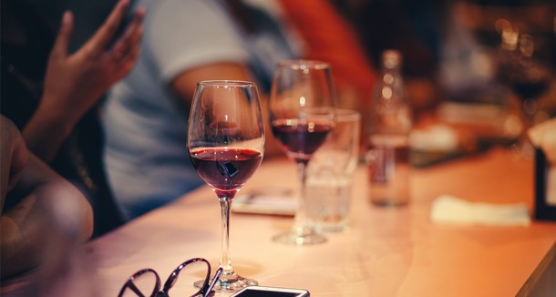 葡萄酒,红酒,雷司令,雷司令葡萄酒的特点,进口葡萄酒,有谷商贸